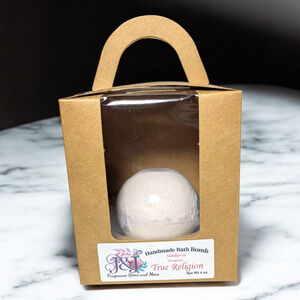 Hand Made Bath Bomb Bath Ball Creating Fizzy Fragrant Fun 4oz Gift Box Bath Tub